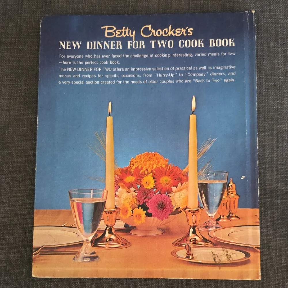Vintage Betty Crocker New Dinner for Two Cookbook - Picture 2 of 3